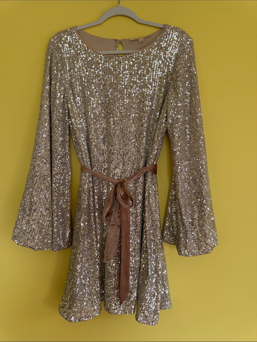 Rewind Sequin Midi Dress in Champagne Gold